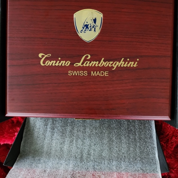 Lamborghini Watch - Picture 2 of 12